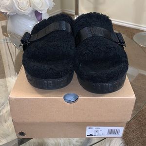 UGG Fluffita Slides